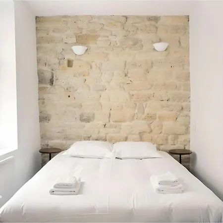 Appartamento Du Lion/ac Historic Flat, Marais, 4-5 Guests